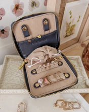 Load image into Gallery viewer, Juniper Jewelry Case, Velvet Navy
