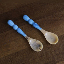 Load image into Gallery viewer, RESIN Rio Bubble Salad Servers, Blue
