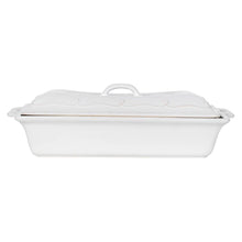 Load image into Gallery viewer, Berry &amp; Thread 13&quot; Rectangular Baker with Lid, Whitewash
