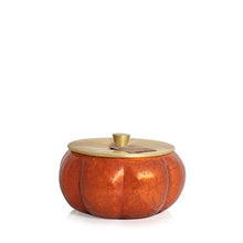 Load image into Gallery viewer, Pumpkin Laurel Large Candle, 15oz
