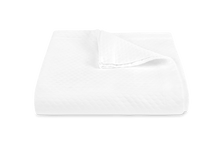 Load image into Gallery viewer, Pearl King Coverlet, White
